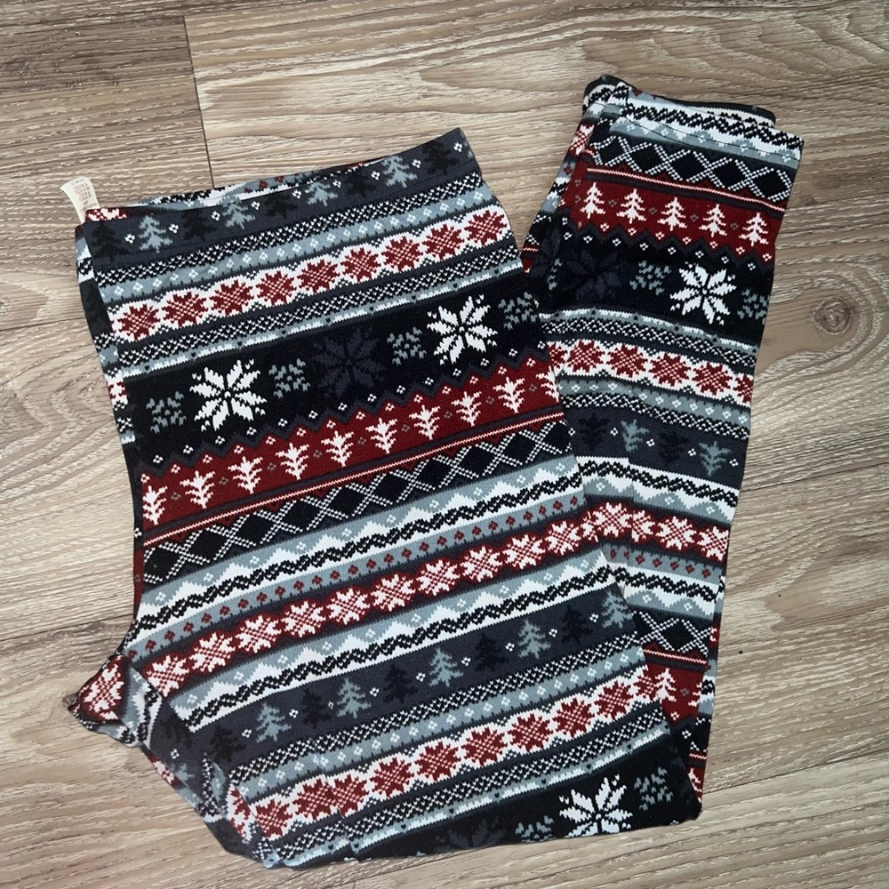 Festive Snowflake Leggings - Black, Red, White